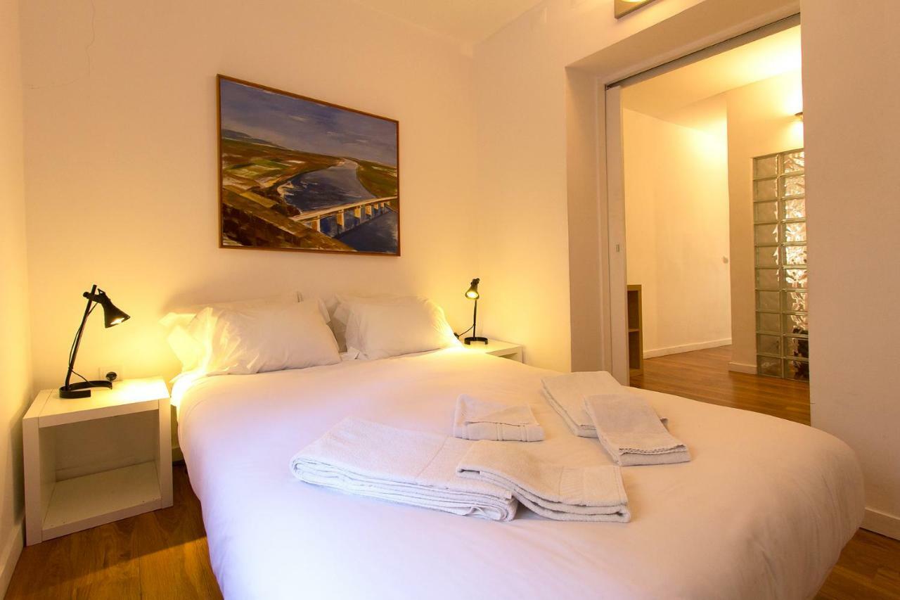 Apartment Typical Tailor Made Flat In Graca Lisbon